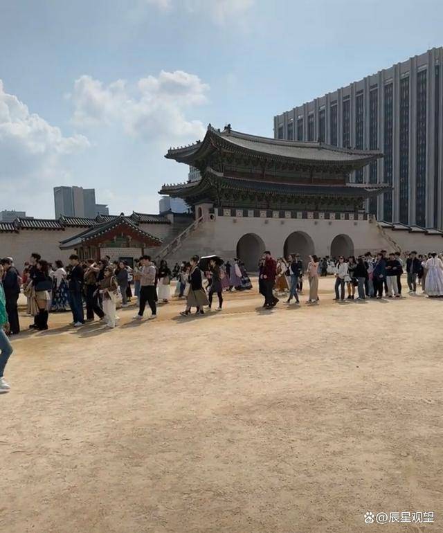 韩国没有网上传的那么繁华，现实中的韩国很一般