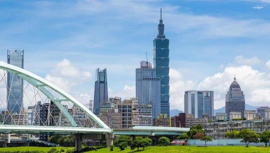 超400票支持，不许大陆收台？中方反应迅速，解放军航母火速出动