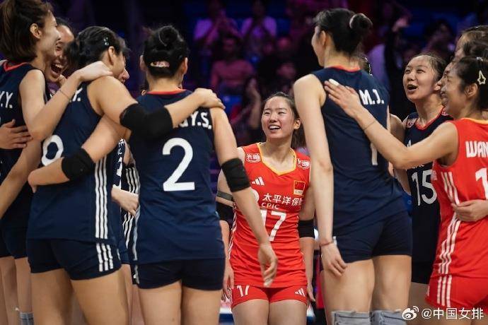 四战全胜！中国女排逆转战胜美国女排 阿灵顿站完美收官