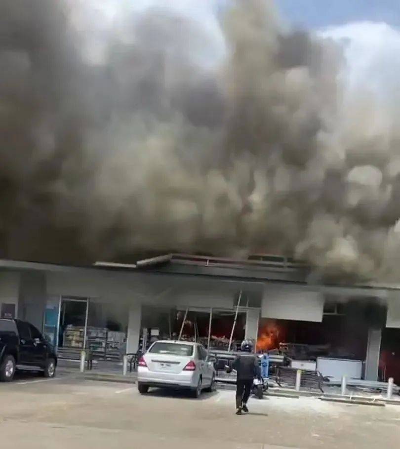 泰国柬埔寨冲突升级，佩通坦公开表示“会回来”