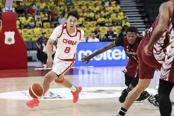 热身赛-胡金秋14分赵睿11+3+3 中国男篮轻取委内瑞拉