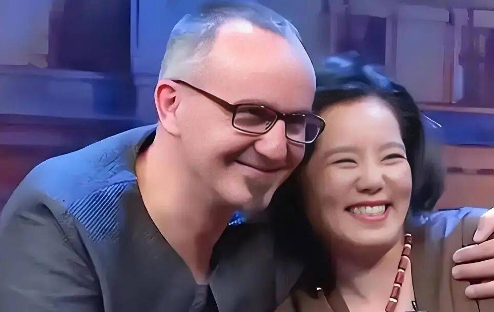 考古|龚丽娜新书首谈20年婚姻破碎!男方禁止她叫老公,还疑婚内爱上奥地利少妇