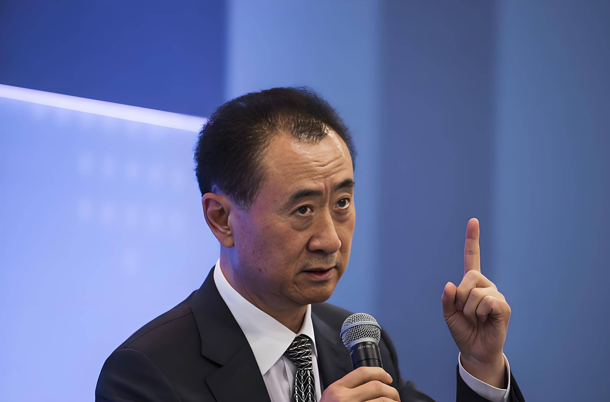 王健林“限高”措施已取消,知情人士曾称或因是在执行层面信息不对称导致