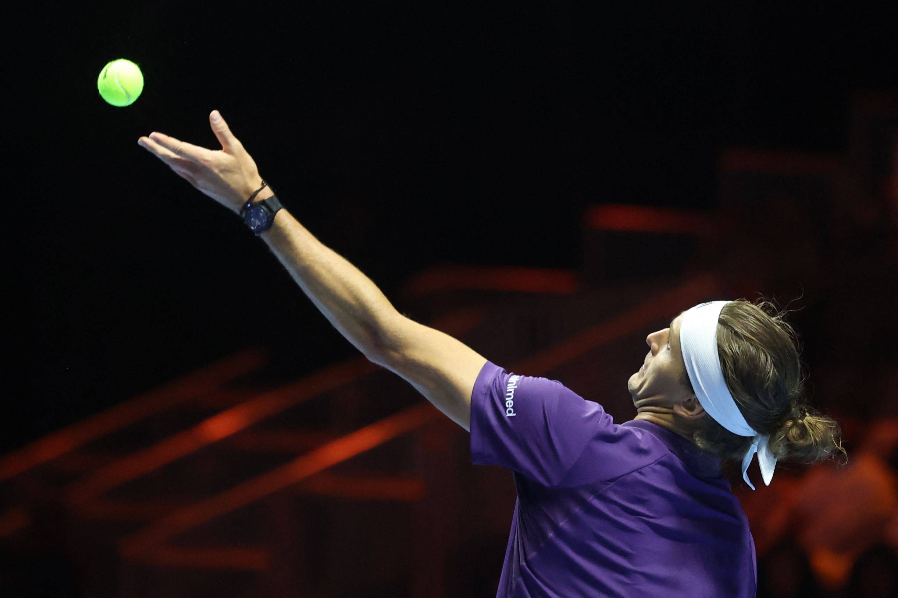 （外代二线）网球——沙特“六王大满贯”表演赛：弗里茨胜兹维列夫