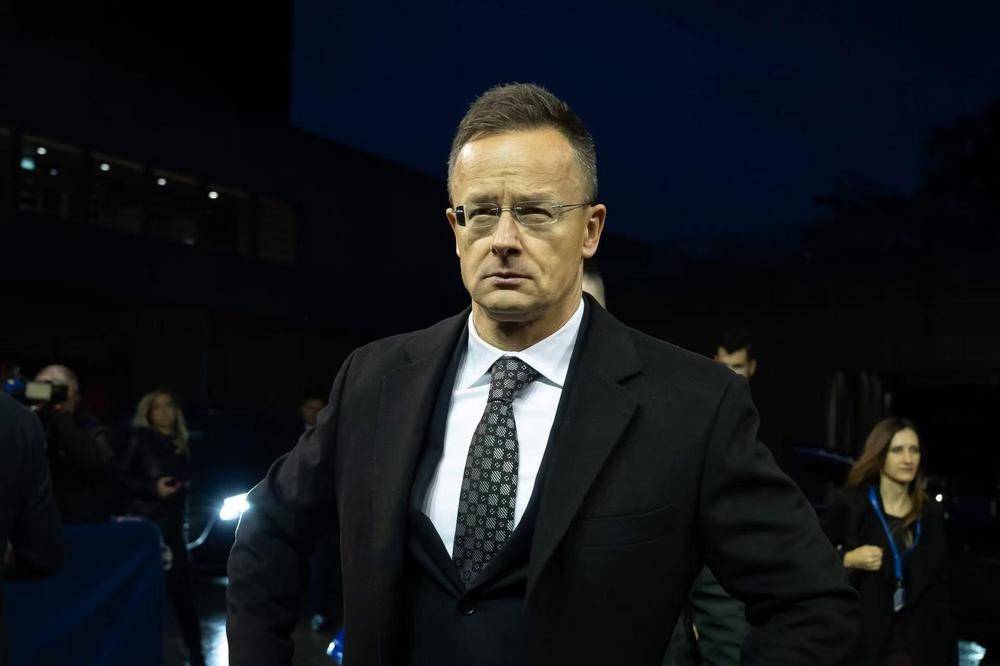 匈牙利外长:欧盟法律部门认定 匈提案列名制裁三名乌官员行为合理