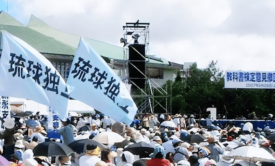 高市早苗硬刚到底，绝不撤回说过的话，中方以牙还牙，日本瞬间破防了
