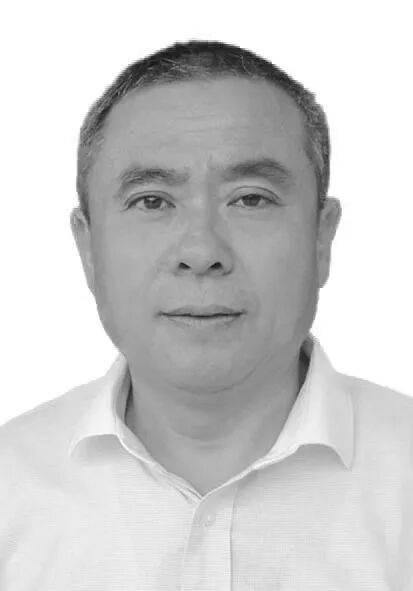 江西一中学党总支书记查看屋顶漏水时意外坠亡,教体局:屋顶有积水,他不慎滑坠