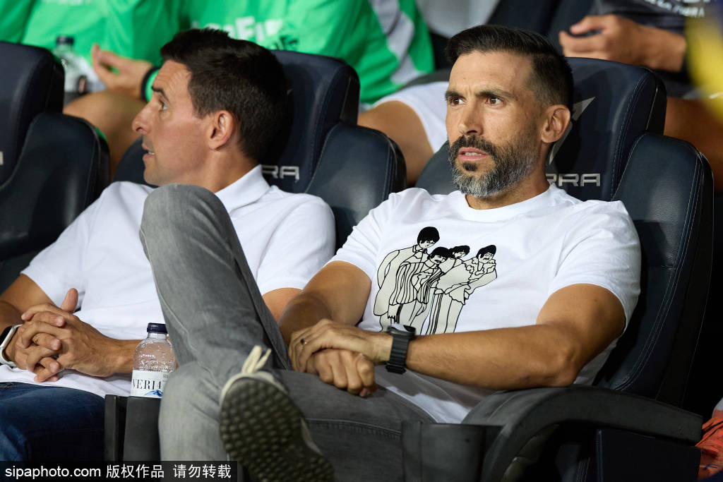 拉波尔塔：巴萨主席选举与梅西回归的双重悬念