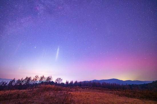 一大波美图来了，他们在我国北方多地拍到了极光！