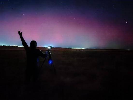 一大波美图来了，他们在我国北方多地拍到了极光！