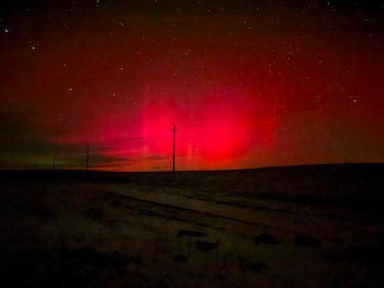 一大波美图来了，他们在我国北方多地拍到了极光！