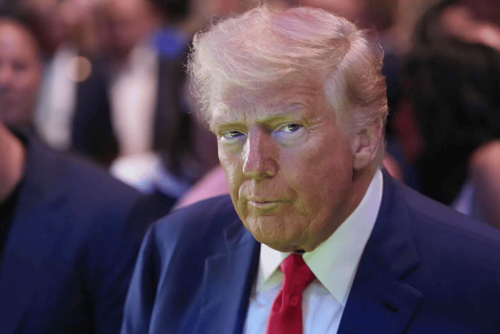 特朗普突然表态！不到48小时，美军开火打爆两艘运输船！1.5万美军就位，军火商又赚翻了