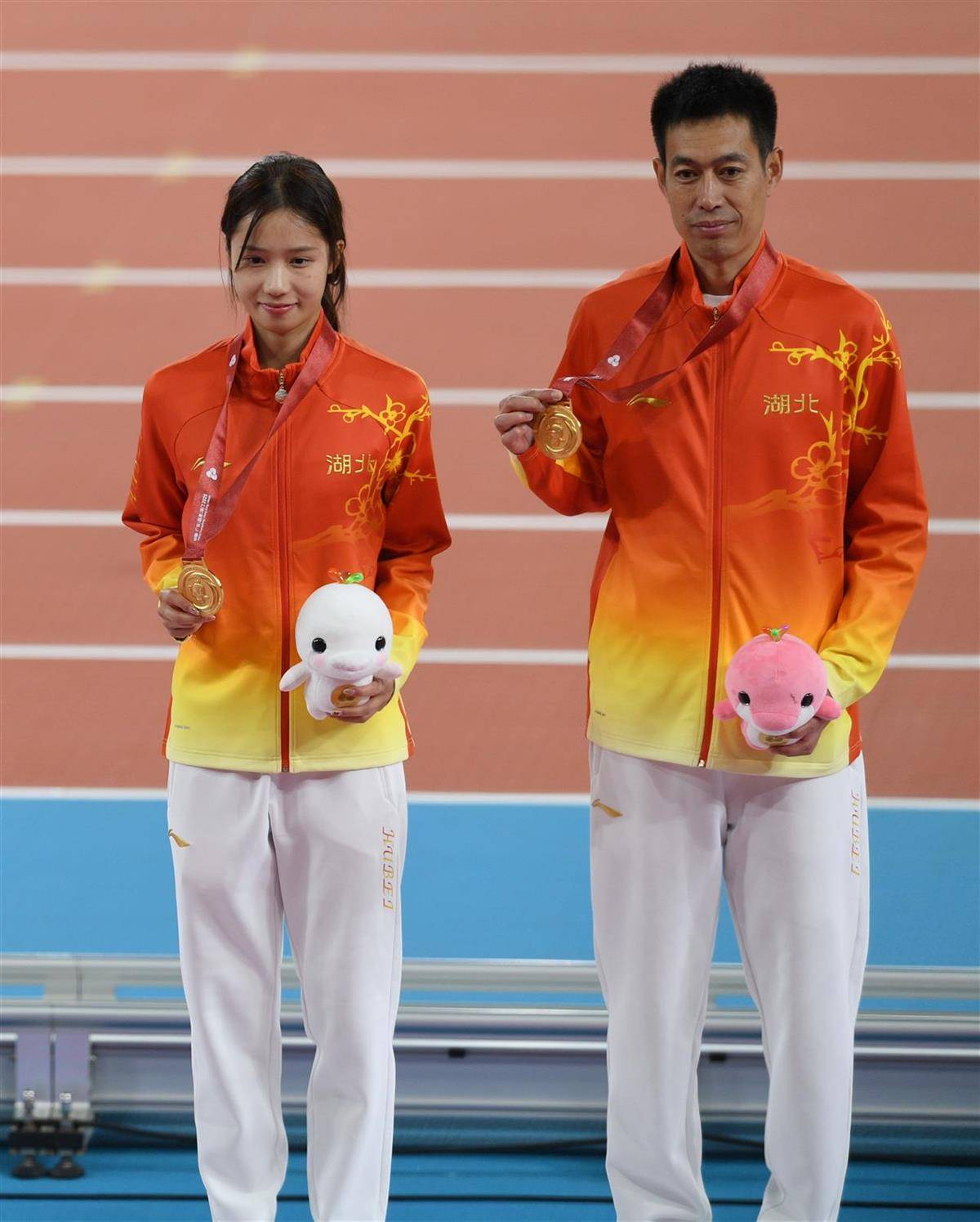 清华学霸，一跃登顶！湖北选手邵雨琪摘得全运会女子跳高金牌